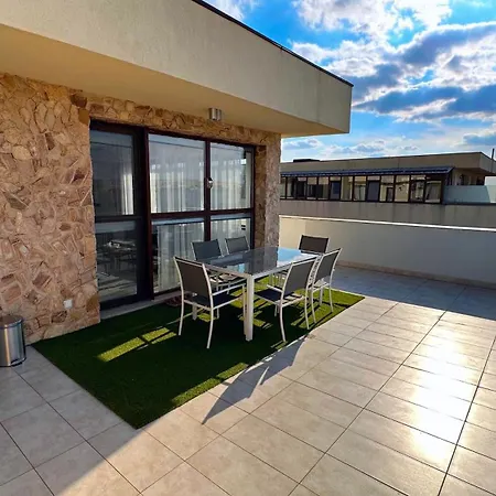 Sunset Penthouse شقة *